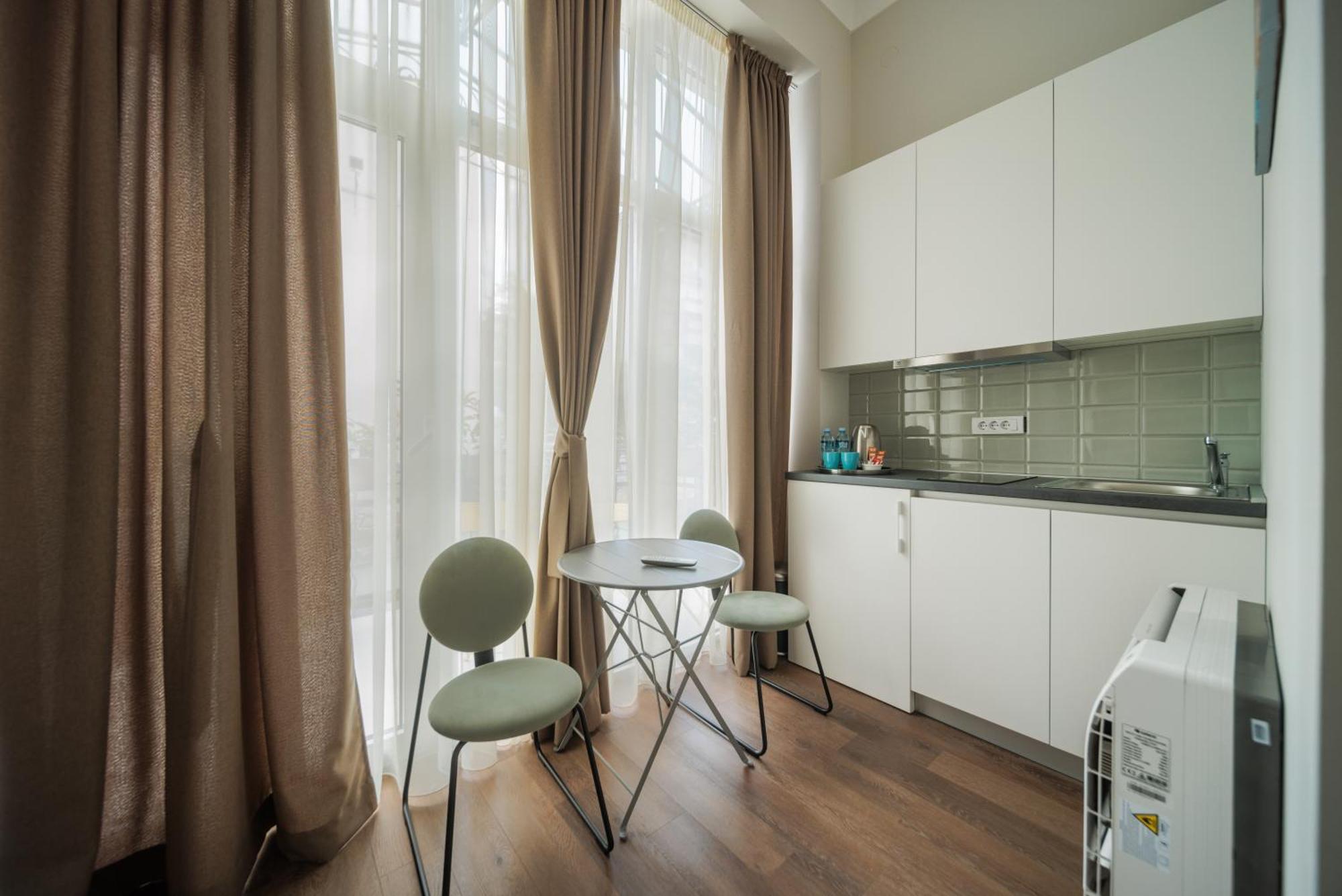 Slavija Fontana Lux Apartments Белград Екстер'єр фото